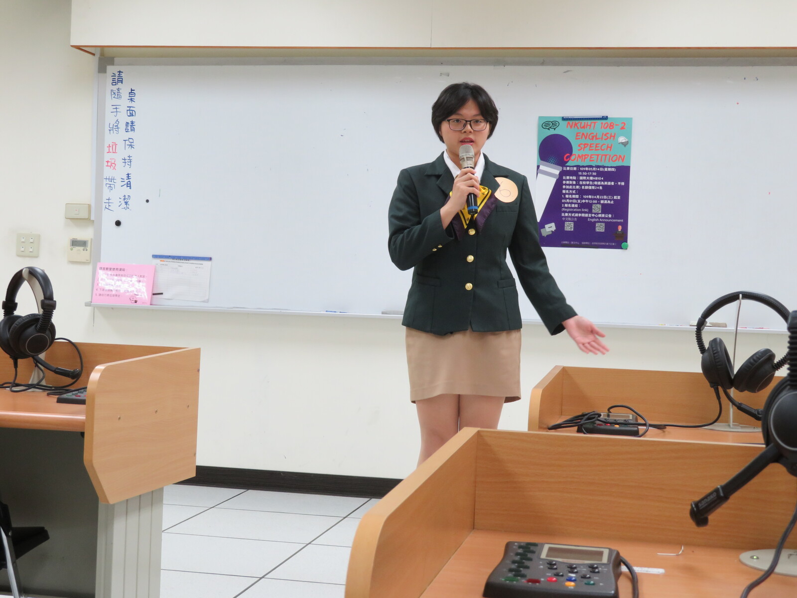 108-2英文口說比賽圖片