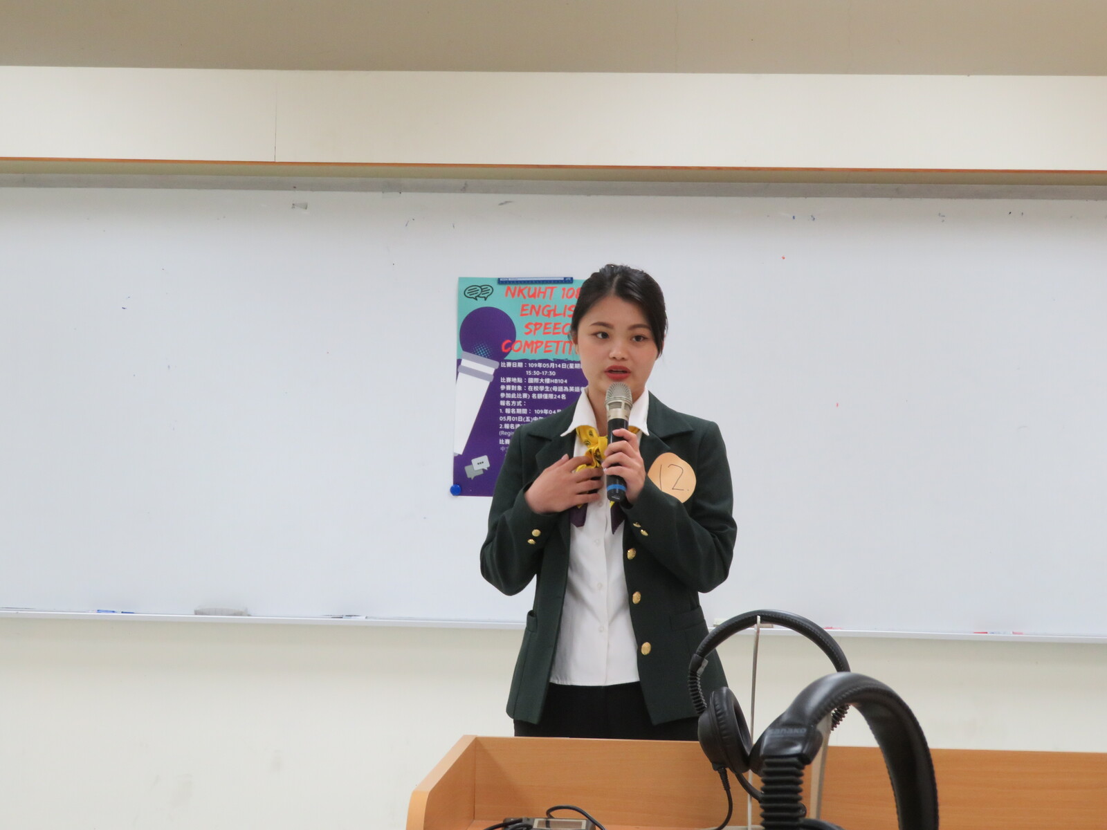 108-2英文口說比賽圖片