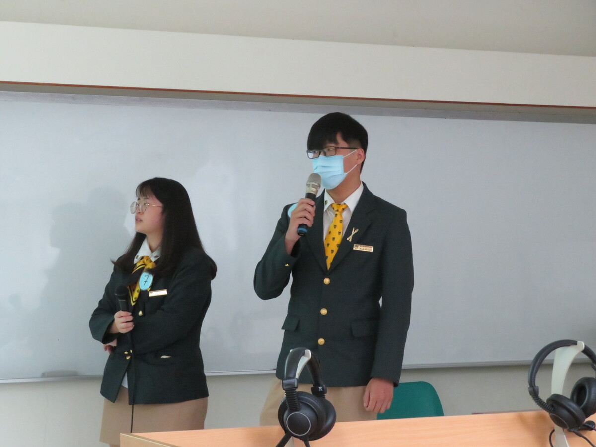 110-1英文簡報比賽圖片