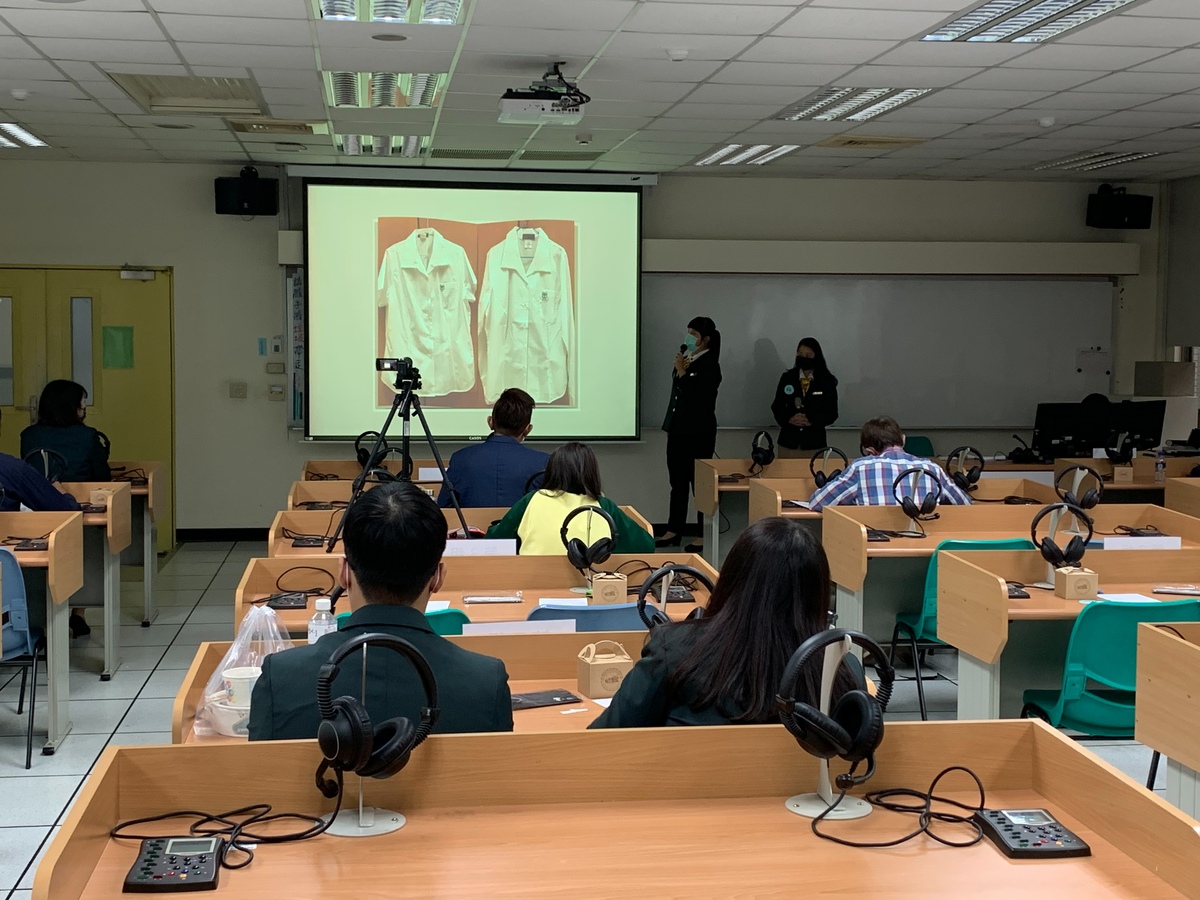 110-1英文簡報比賽圖片