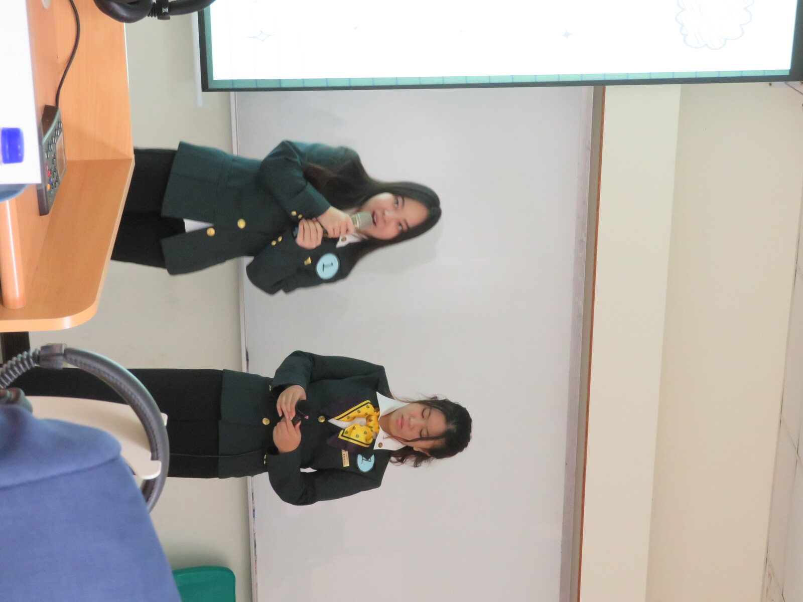 110-1英文簡報比賽圖片