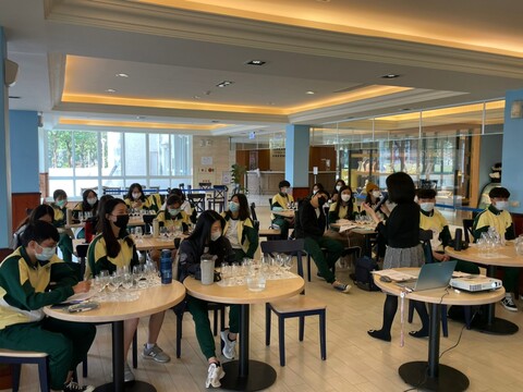 110-1 跨領域全英語體驗課程 Cross-Disciplinary Experiential EMI Program圖片