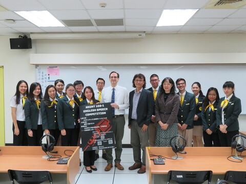 108-1英文口說比賽圖片